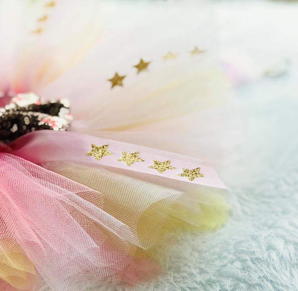 Pink and Gold "Twinkle Twinkle Little Star" Birthday Outfit outoftheboxlocks Pink and Gold "Twinkle Twinkle Little Star" Birthday Outfit outoftheboxlocks